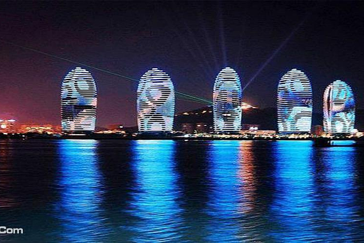 公主号夜游三亚湾旅游