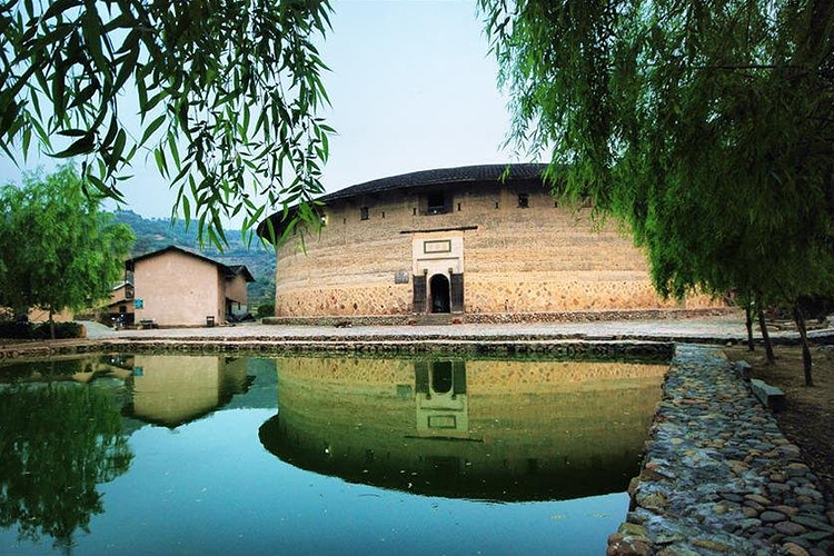 大地土楼群（华安土楼）旅游