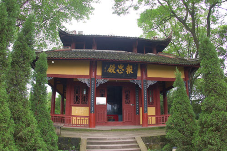 报恩殿旅游