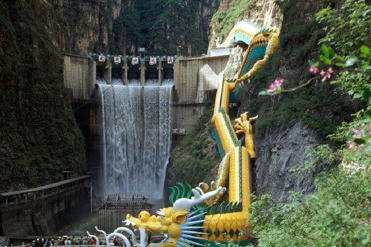 腾龙电梯旅游