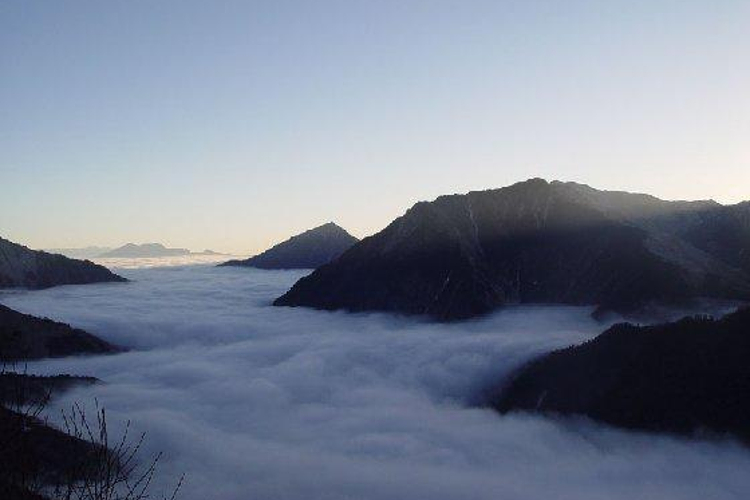 巴朗山旅游