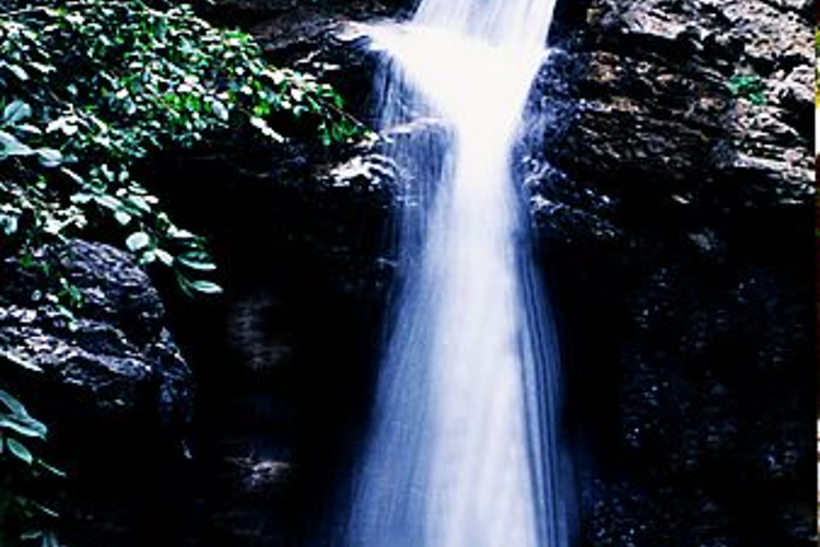 剑口飞瀑旅游