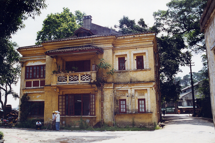 波斯楼旅游