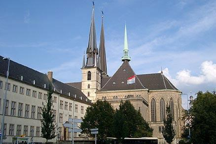卢森堡圣母教堂旅游
