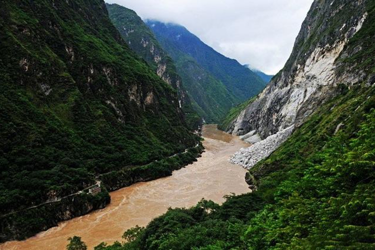 那坡老虎跳大峡谷漂流旅游