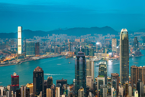 白云山+陈家祠+景山公园+珠海珠澳海湾游+金色海岸游艇+地王观光·深港之窗三日游【广州+珠海+深圳三日游】