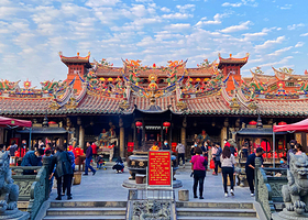 泉州蟳埔村+关帝庙+西街+洛阳桥+大开元寺一日游【6人小团 市区上门接送 纯玩无购物】