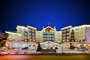 【高性价比滑雪套餐】太舞滑雪小镇鹰巢酒店1晚+1日太舞全雪区雪票自带板+高铁站接驳