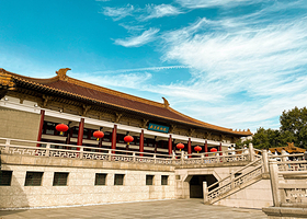 南京大屠杀遇难同胞纪念馆+南京博物院+南京总统府+中山陵+夫子庙一日游【含门票预约+纯玩+五大热门景点】