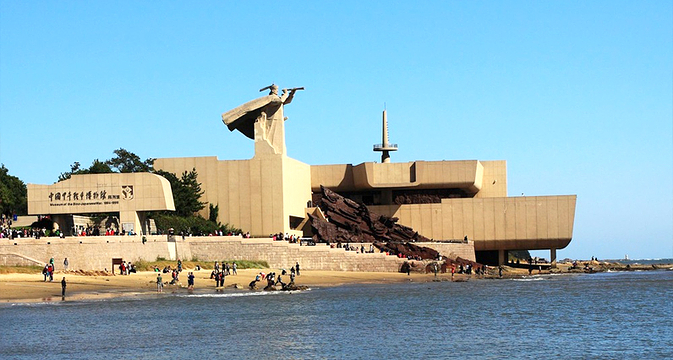 威海刘公岛 定远舰 甲午海战陈列馆一日游【烟台出发 威海香鲸馆