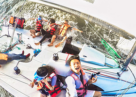 大连棒棰岛+金石滩度假区+老虎滩海洋公园四日游【专车接机/站|乘坐帆船出海喂海鸥与小海豚大白鲸互动】