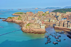 福州奇达村+平流尾地质公园一日游【一单一团|上门接送|匠心小团|舒适更自由】可选散拼9-16人团