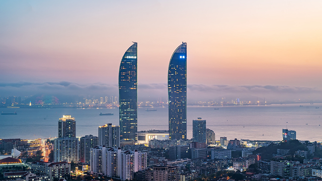 世茂云上厦门观光厅一日游【16人独立小团,含门票 岛内接送 导游 矿泉