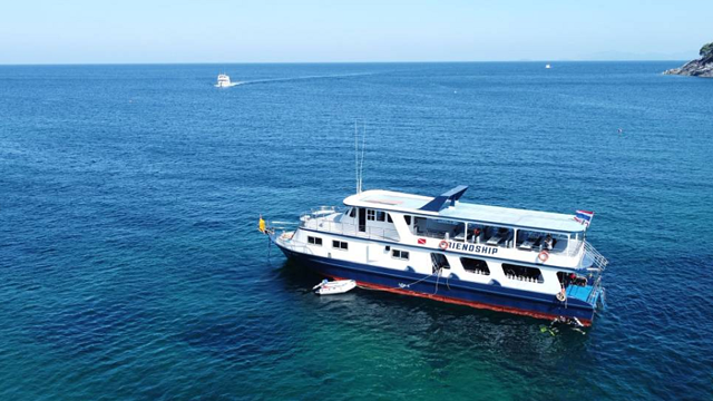 普吉岛大皇帝岛 小皇帝岛一日游【普吉岛 友谊号大小皇帝岛深潜一日游