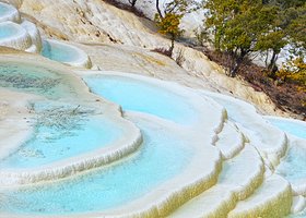 丽江虎跳峡(香格里拉段)+白水台+哈巴雪山一日游【8人小团·可选丽江起迪庆止/迪庆起丽江止】