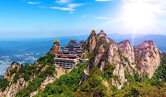 【酒店套餐】洛阳老君山门票双人+1晚景区内-山吾悦栖民宿+早餐