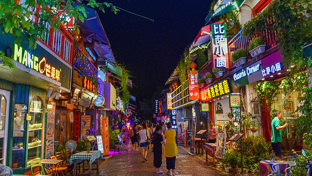 桂林--阳朔西街直通车【5-9座车上门接送 土著老司机带您直达景区→省