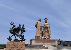 乾陵+唐昭陵陵山景区+袁家村一日游【去看“二凤”，有一威凤，憩羽朝阳/去乾陵，观访两帝一陵】