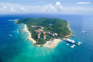 【酒店套餐】蜈支洲岛珊瑚酒店 园景房1晚1间+往返门船票+早餐+双人city walk电瓶车+住店礼遇