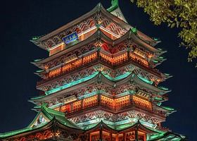 南昌滕王阁门票+讲解半日游【可选含门票 老俵说丨2H精解滕王阁十大迷丨10年+大咖小团丨5人无线耳麦】