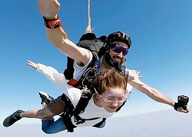 长沙高空跳伞基地一日游【跳伞飞行+专业教练+摄影拍摄】