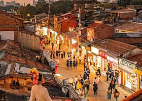 鼓浪屿+泉州蟳埔村簪花体验+南门湾+苏峰山+东山岛+泉州古城三日游【广州出发，泉州厦门联游，《左耳》拍摄地】