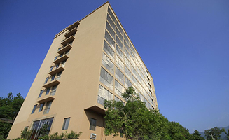 【酒店套餐】广东韶关南雄南岭酒店（原龙华山温泉） 2人早餐+2人无限次温泉