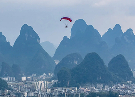 桂林阳朔燕莎航空运动营地+阳朔一日游【阳朔动力伞+阳朔一日游【极限运动官方直营专业教练】