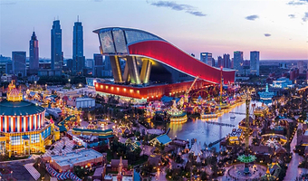 【酒店套餐】雪季大促。住傲雪四季酒店(融创乐园冰雪大世界店)  +双人融创热雪奇迹滑雪套餐+早餐