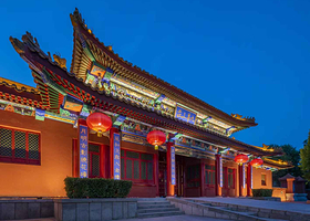 【酒店套餐】九华山庄会展酒店+2大1小九华汤泉/康乐球类/娱乐/健身畅玩1小时/马术体验， 可加购正餐