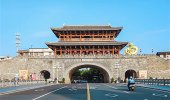 长汀古城墙+卧龙书院+丁屋岭+济川门二日游【梦回长汀◆夜游“凤凰”古城◆寻客家美食●宿四钻◆到站免接送】