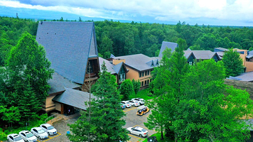 【酒店套餐】长白山蓝景国际生态交流中心+双人早餐+双人温泉+高铁站接送+VIP通道