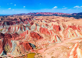 兰州水墨丹霞旅游景区+天斧沙宫一日游【早班/午班二选一，定点接送+伴手礼】