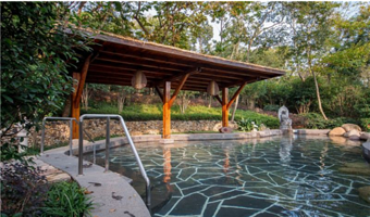 汤山紫清湖旅游区+汤山矿坑公园一日游【一单一团  专属司机轻松省心 可加订导游】