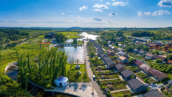 【民宿独立小院】长春天定山民宿1晚+长春天定山滑雪场/长春冰雪新天地门票（可选4人/6人/8人套餐）,享接驳车