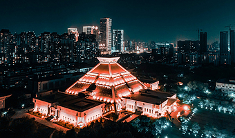 河南博物院+大咖人工讲解【包含门票丨甄选文物丨1.5H资深讲师讲解丨专属高清耳麦】