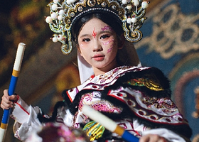 汕头小公园/中山公园/西堤公园外景旅拍【服装（可选英歌舞服饰套餐）+妆造+精修+底片3全送】