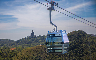 香港昂坪360一日游【昂坪360门票，享受舒适旅程，饱览东涌湾、大屿山、昂坪山顶的壮丽景色】