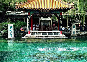 趵突泉景区一日游【（含门票，含午餐+含大明湖游船）20人内精品团，不进店、无车销、无任何隐形消费】