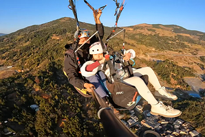 龙岩国际滑翔伞基地一日游【滑翔伞体验/空中观土楼/专业教练/极限运动】