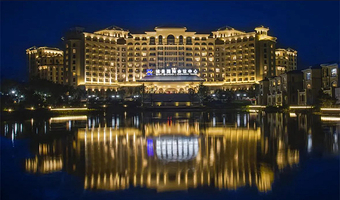 北京龙熙维景酒店1晚+2大1小不限次水世界+早餐+儿童乐园+球类畅玩