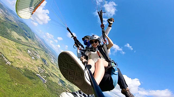 池州九华山国际滑翔伞飞行基地一日游【全程摄影/飞跃佛教圣地/极限运动】