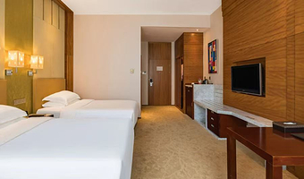 【酒店套餐】2大1小不限次江户温泉水空间+淘气堡畅玩+乒乓球+早餐+南宫泉都酒店，可加购正餐套餐