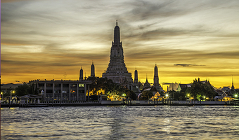 曼谷湄南河-玛丽莲号+璀璨明珠号夜游湄南河+白玉兰号夜游湄南河一日游【阿朗卡大珍珠皇家公主号，多种游船可选】