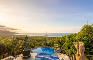 【宿景区内】三亚南山休闲会馆海景酒店+双早+双人南山景区门票+VIP快速通道