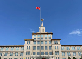 中国人民革命军事博物馆+2.5小时趣味讲解+无线耳麦|可选自由行套餐