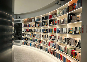 【私家团】江门三十三墟街+开平自力村碉楼群+塘口墟天下粮仓+网红先锋书店1日游、佛山出发上门接送＋江门5线