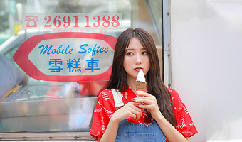 香港西九艺术公园+太平山顶+砵甸乍街+旧中区警署+维多利亚港一日游【中环网红纯玩团】