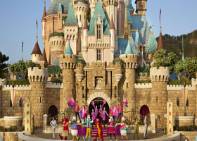 非凡体验.繁华深珠港澳+香港迪士尼纯玩6天5晚【免费接送机丨含维港夜游船+流量卡+转化插丨深圳进出或珠海出】