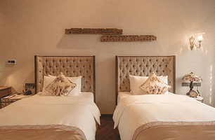 【酒店套餐】喜见客栈1晚(含双早)+电影小镇门票2张（2日多次入园）+只有河南门票2张（1日票含1场大剧）